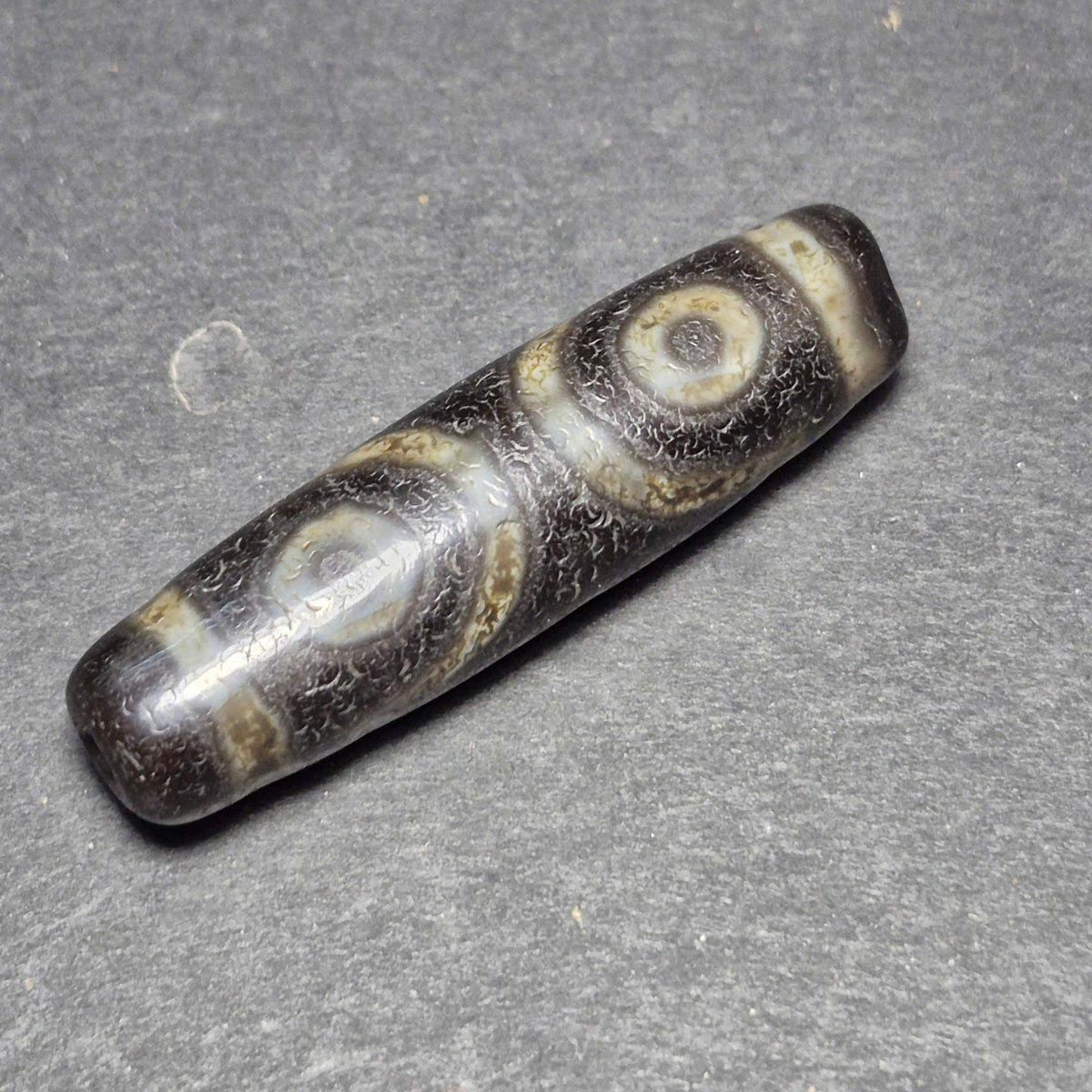 Black 3 Eyes Tibetan Dzi Bead, Weathered Three Eye Dzi, Protection Wisdom Amulet