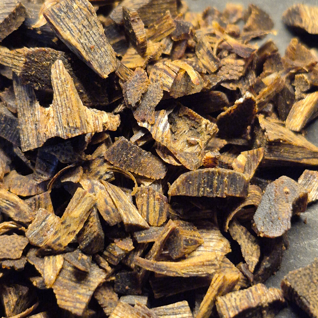 Sinking Black Kynam Kyara, High Oil Rate Agarwood Chip, Strong Aroma Agarwood Chip