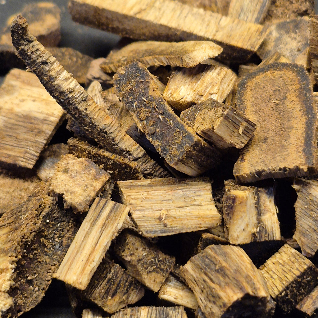 High Quality Agarwood Medium Piece, Aromatic Sweet Fragrance For Incense Burning And Sacred Rituals