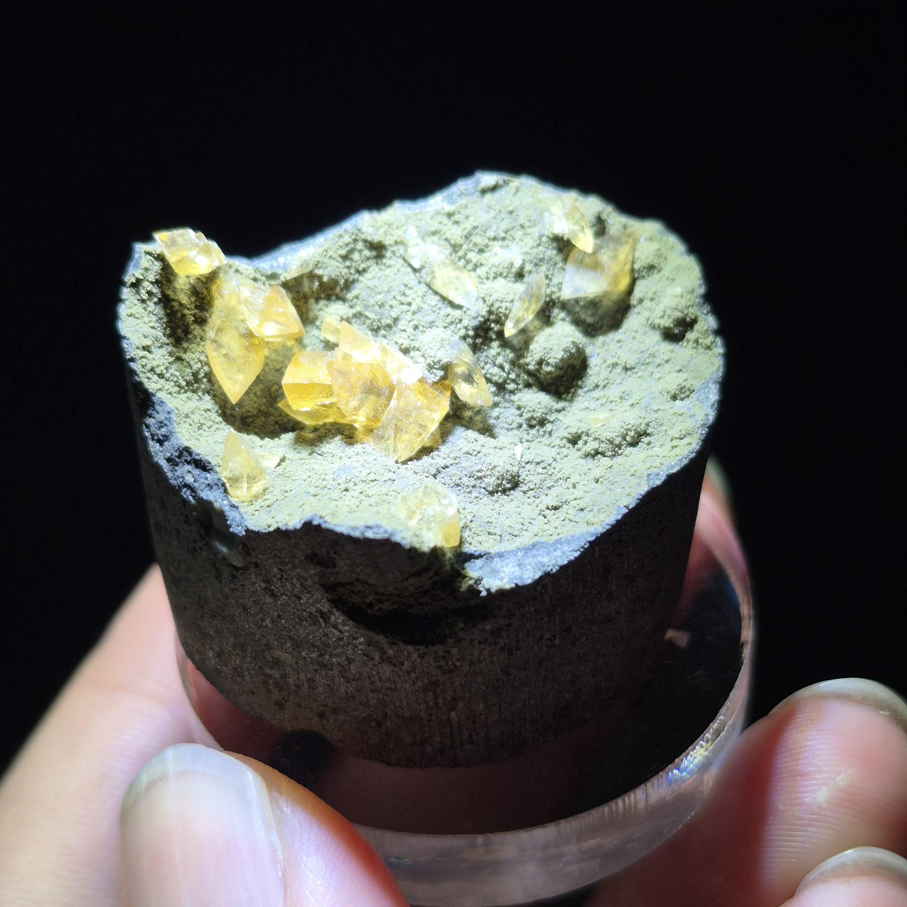 Yellow Calcite Home Decor Stone Crystal Cluster, Natural Yellow Calcite Decor Accent Crystal Stone