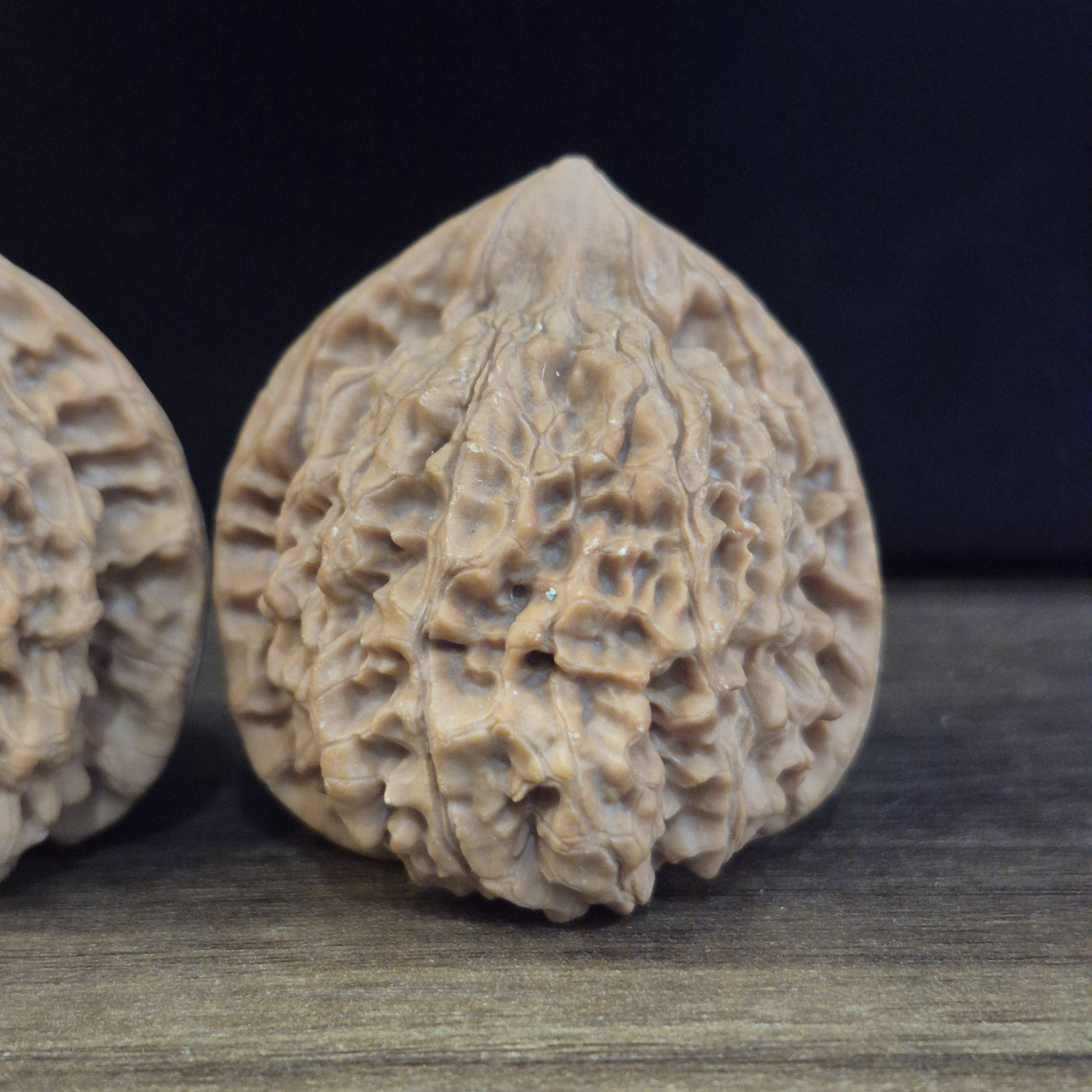 Wenwan Walnuts No 189