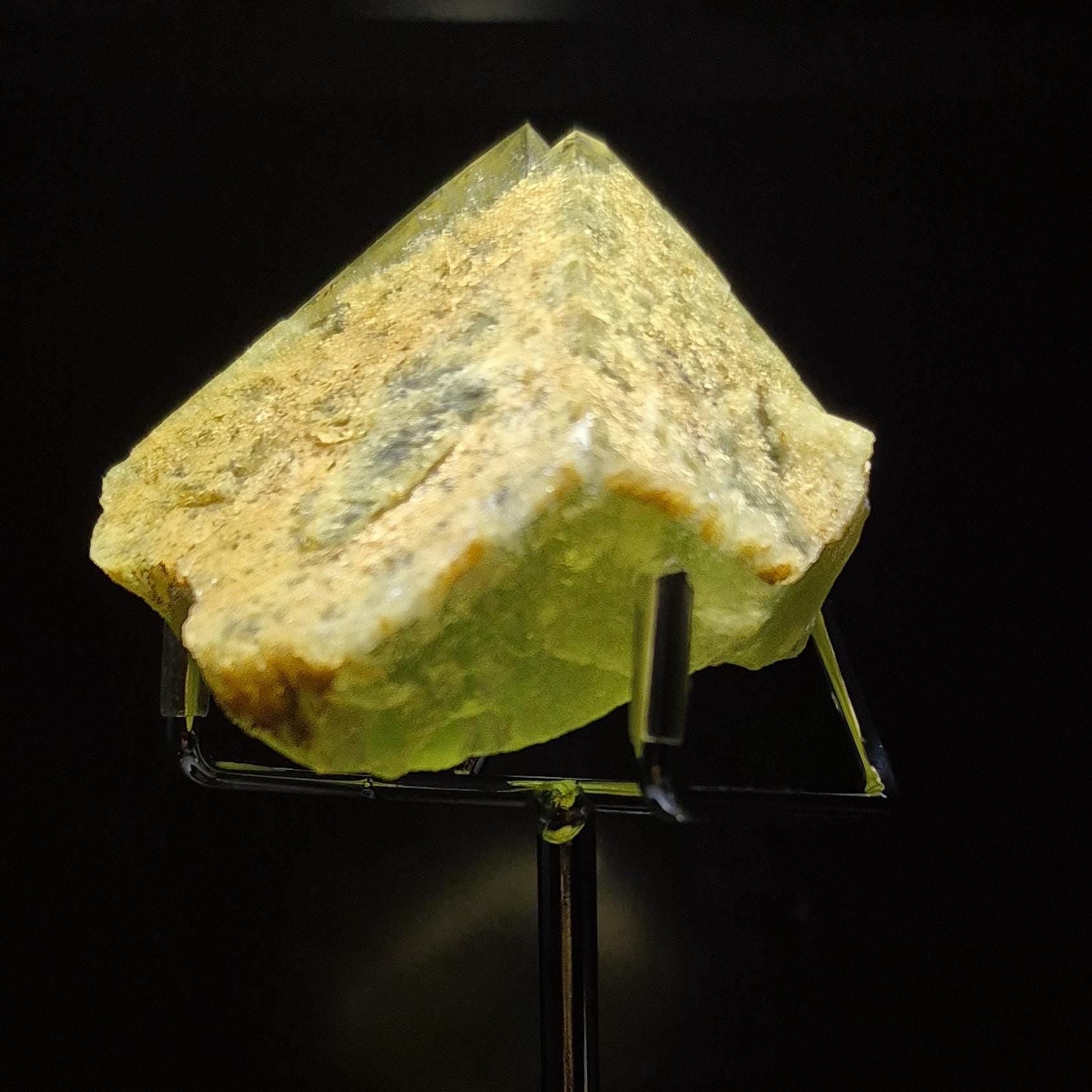 Green Fluorite Crystal Pyramid, Transparent Fluorite Point, Energy Crystal Gift