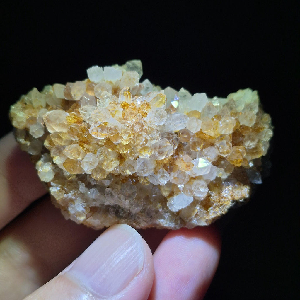 Natural Quartz Crystal – Clear Quartz Stone, Energy Cleansing Crystal