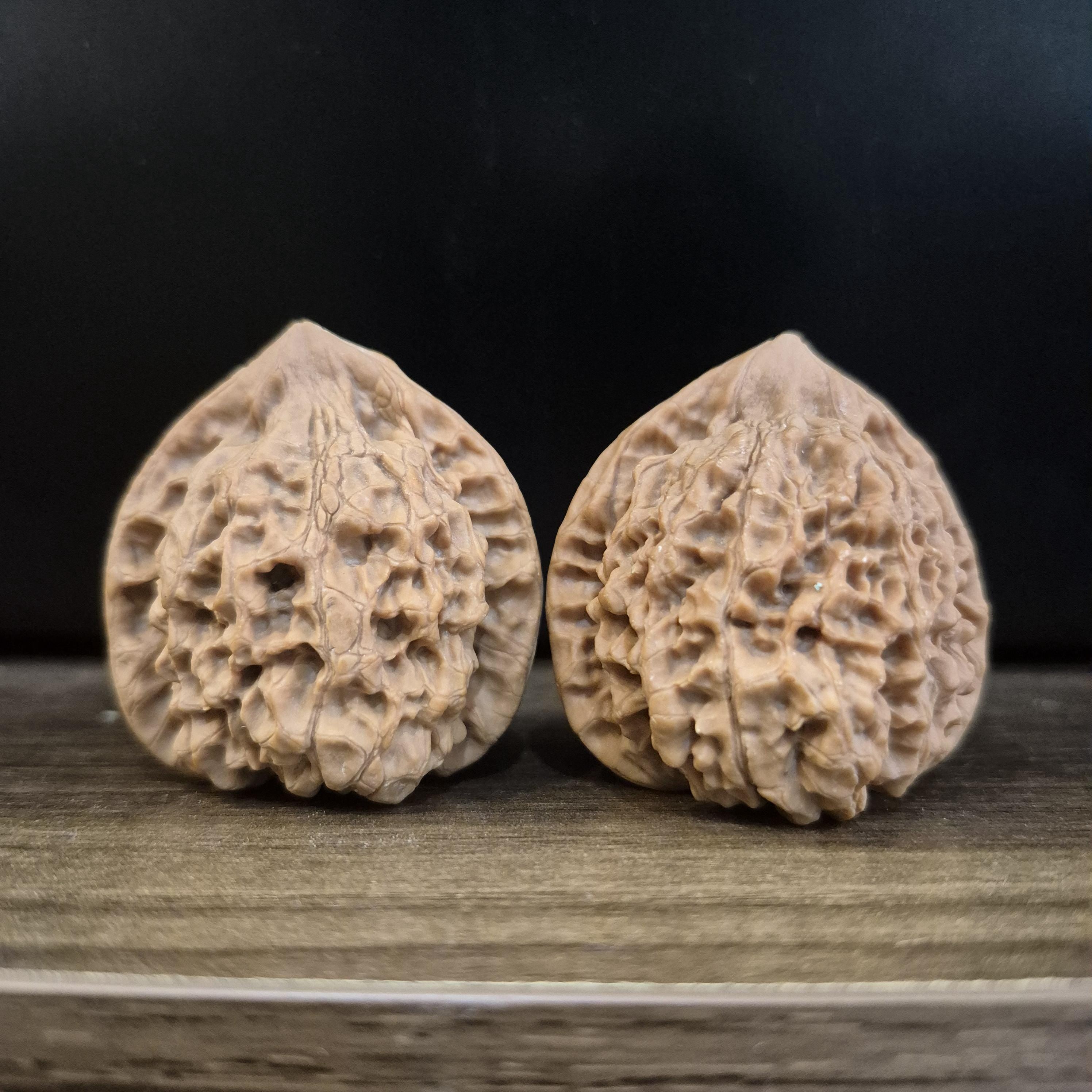 Wenwan Walnuts No 189