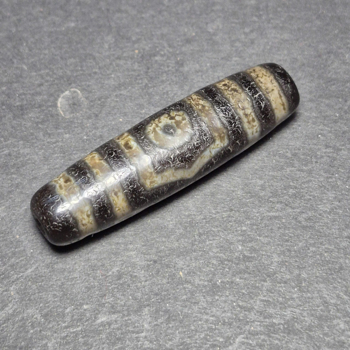 Black 3 Eyes Tibetan Dzi Bead, Weathered Three Eye Dzi, Protection Wisdom Amulet