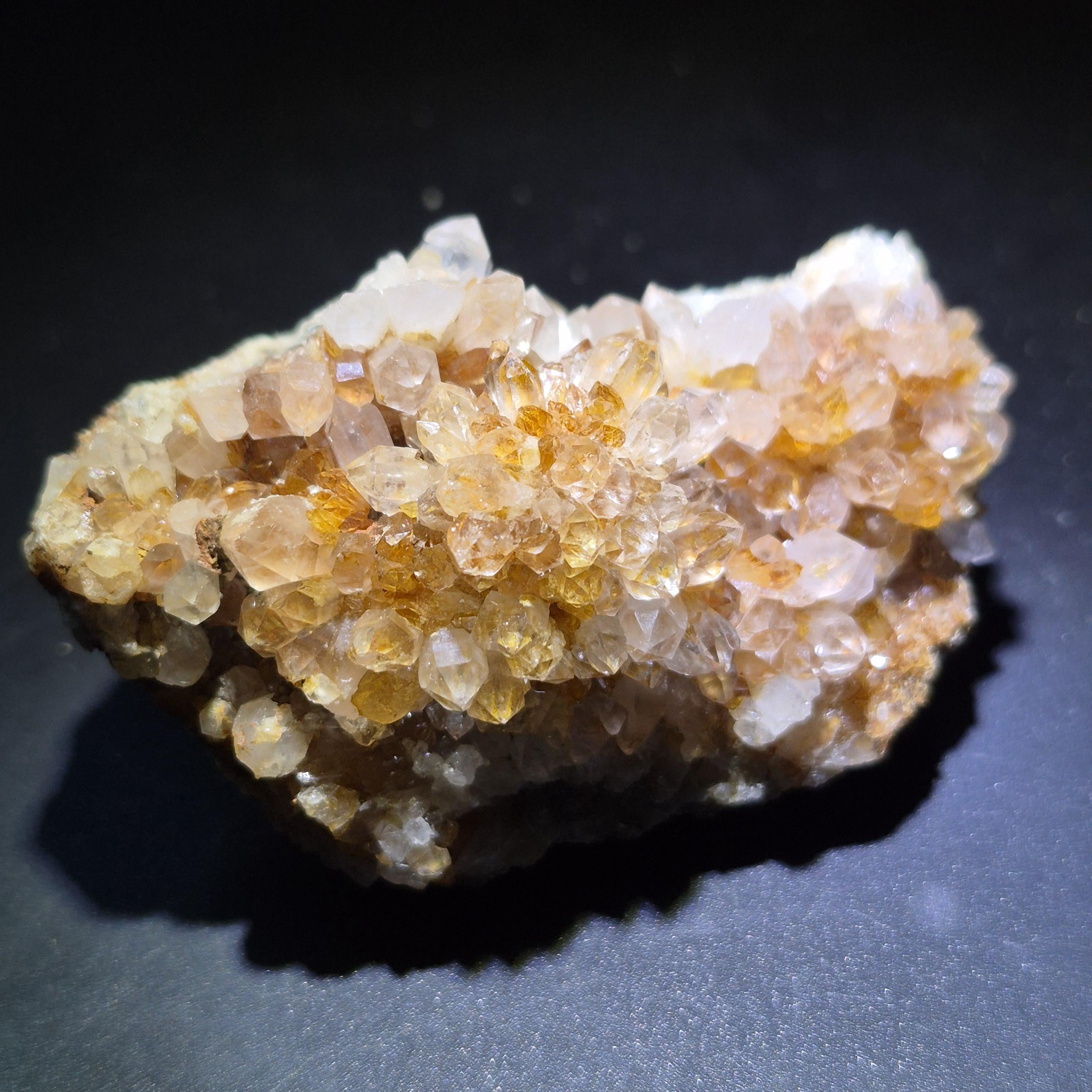 Natural Quartz Crystal – Clear Quartz Stone, Energy Cleansing Crystal