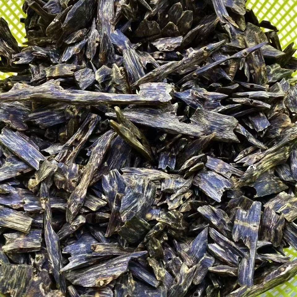 Large High Quality Agarwood Chips, Rich Oil OUD, Sweet And Deep Fragrance Kyara