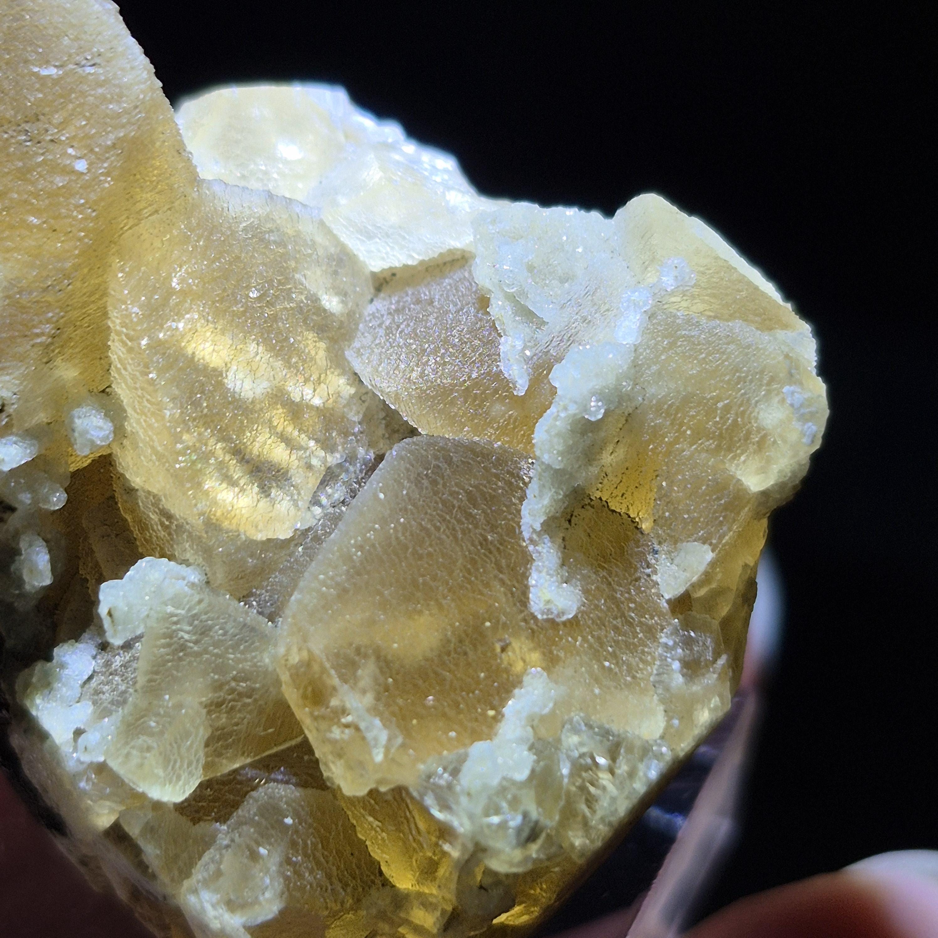 Honey Calcite Crystal Cluster – Warm Energy Stone for Wealth