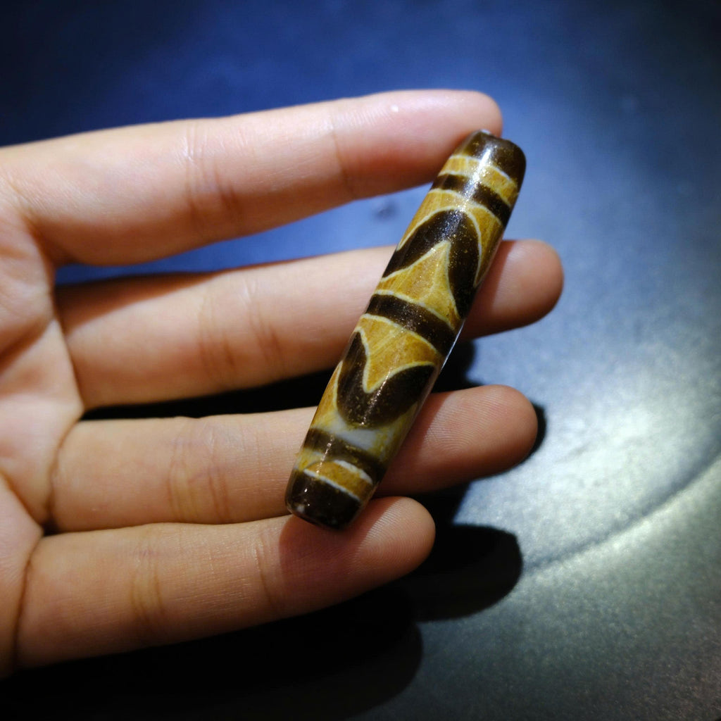 Antique Tibetan Dzi Bead Water Wave Pattern, Old Agate Dzi with Heavy Weathering 57x13mm