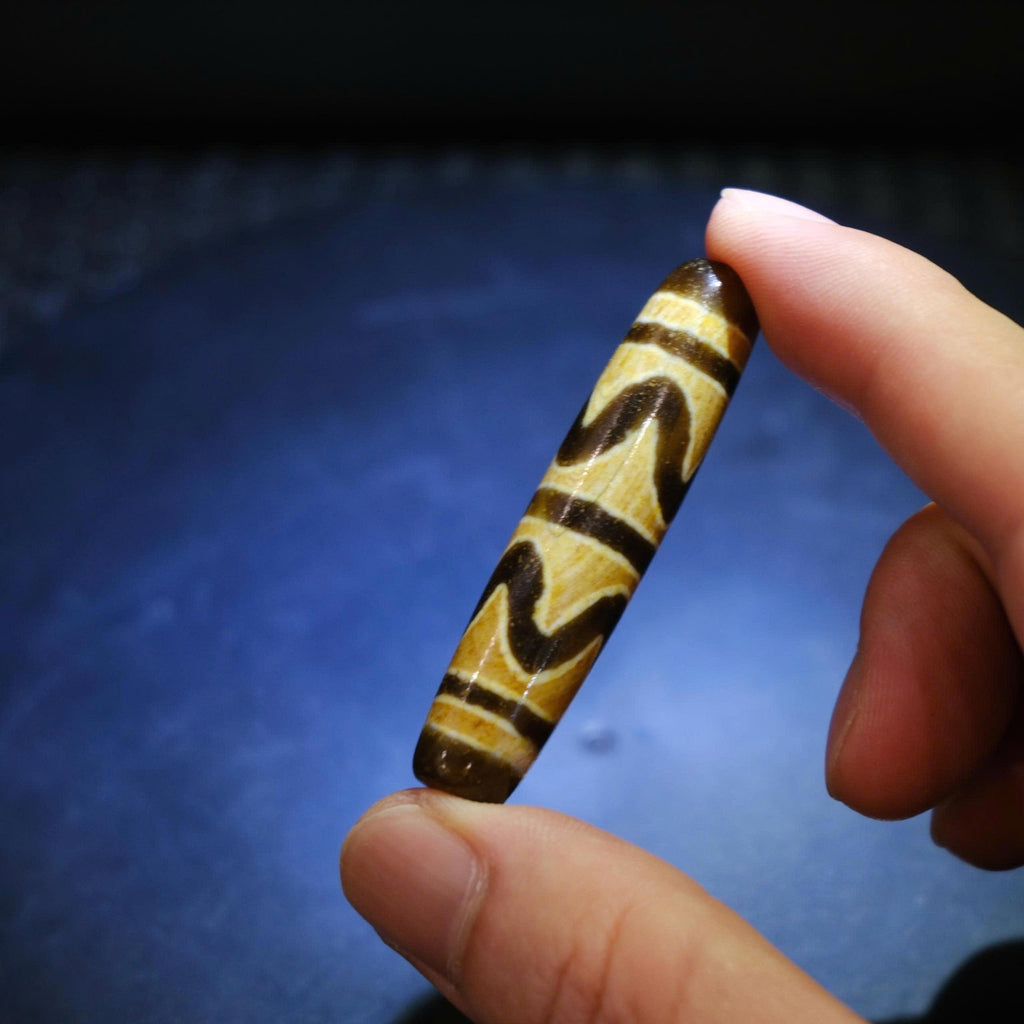 Antique Tibetan Dzi Bead Water Wave Pattern, Old Agate Dzi with Heavy Weathering 57x13mm
